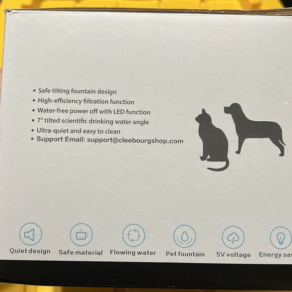 BRAND NEW PET DRINKING 2L FOUNTAIN - Picture 4 of 4